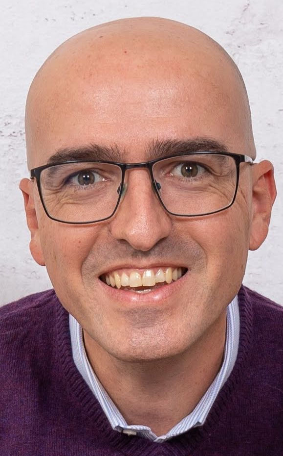 Dr. Juan Jose Villaverde